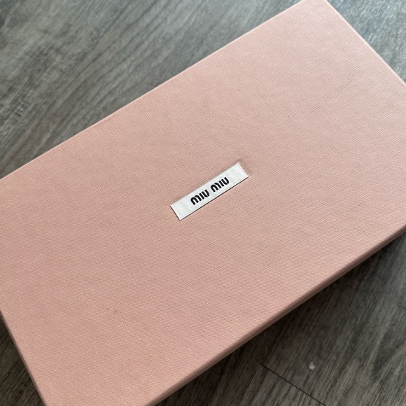 Miu Miu Embellished metallic leather sandals - Picture 7 of 7